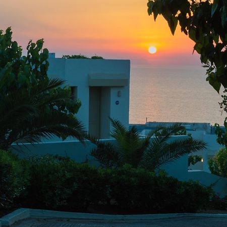 Scaleta Beach Hotel Skaleta Bagian luar foto