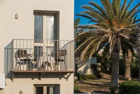 Scaleta Beach Hotel Skaleta Bagian luar foto
